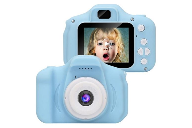 Kids' 8Mp Digital Video Camera - Optional 32Gb Sd Card