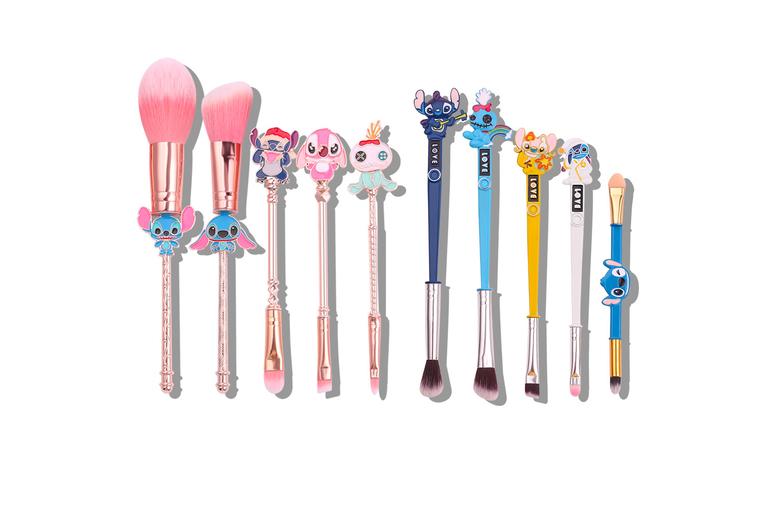 Cartoon  Nspired Makeup Brush Set In 7 Options