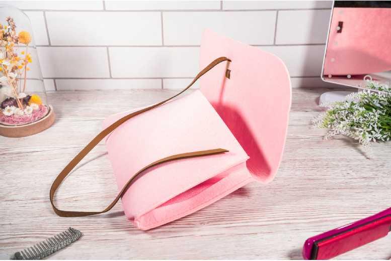 Heat-Proof Hair Straightener Mat & Travel Pouch - For All Hair Tools