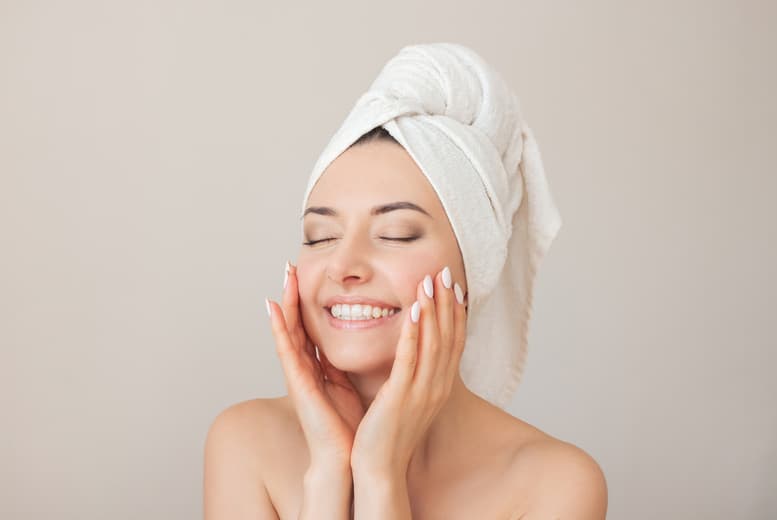 1-Hour Hydrafacial Or Microdermabrasion With Led Light Therapy At Belle Brows And Facial, Dublin