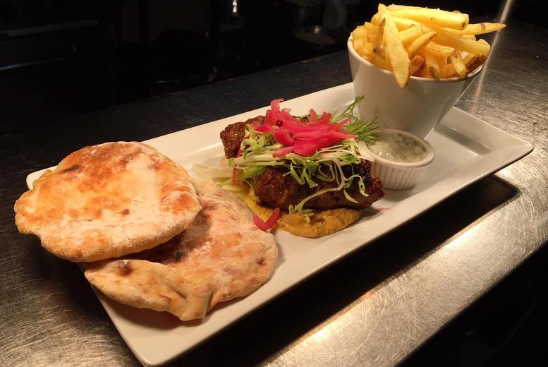 The Sibson Inn Hotel Peterborough City Break: Superior Room 1Or 2 Night Stay For 2 With Breakfast & Dinner