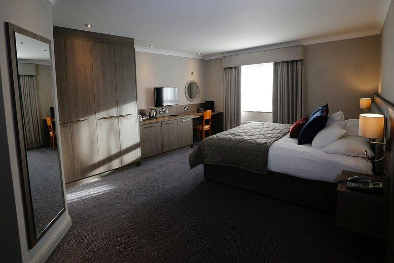 4* Seagoe Hotel, County Armagh Stay For Two: Breakfast, £30 Dinner Credit & Late Checkout - Summer Holiday Availability!