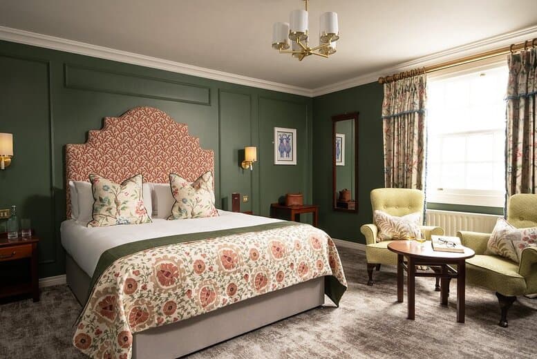 Antrim Hotel Break For 2: Breakfast, Late Checkout & Whiskey Tasting!