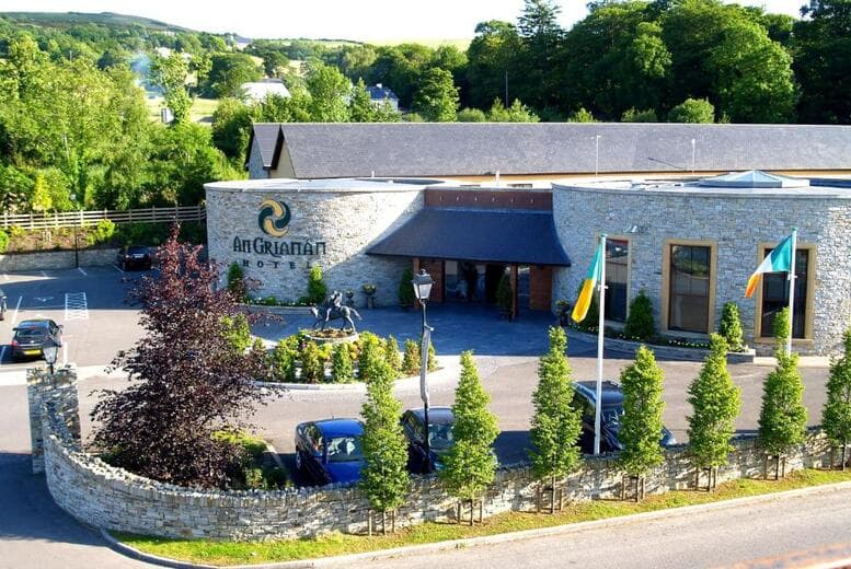Scenic Irish Hotel Getaway With Breakfast For Two At An Grianan