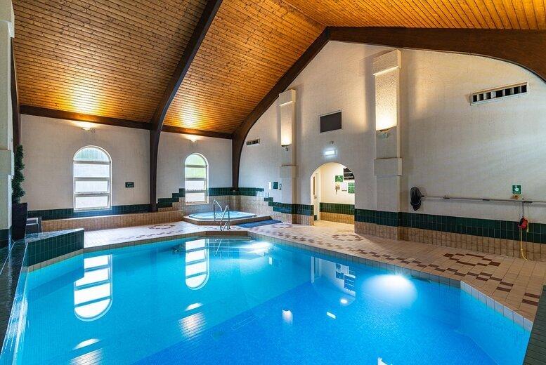 4* Sedgebrook Hall Country House Spa Break For 2: Breakfast, Leisure Access & Dining Credit!
