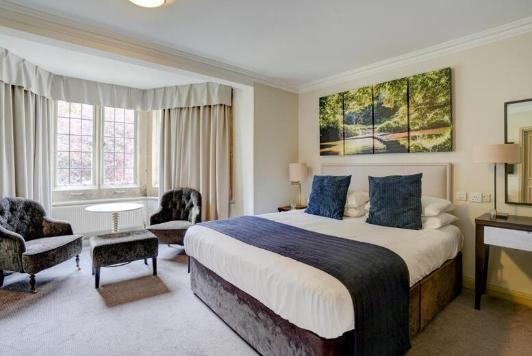 4* Box Hill Burford Bridge Surrey Stay For 2 With Breakfast, Outdoor Pool Access, Late Checkout & Dining Upgrade!