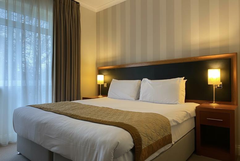 Chester Spa Stay: Breakfast, Prosecco & Leisure Access - Treatment Upgrade Option