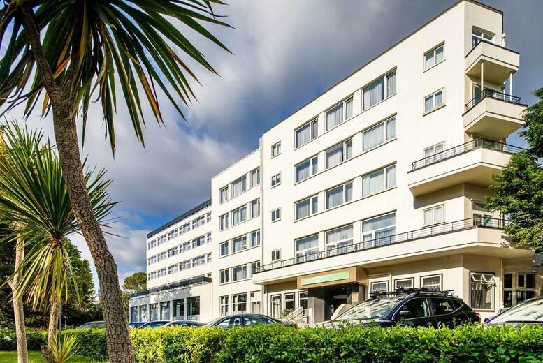 4* Queens Hotel & Spa: Seaside Bournemouth Stay For 2 W Breakfast, Welcome Drink Voucher - Dinner & Spa Upgrades Available
