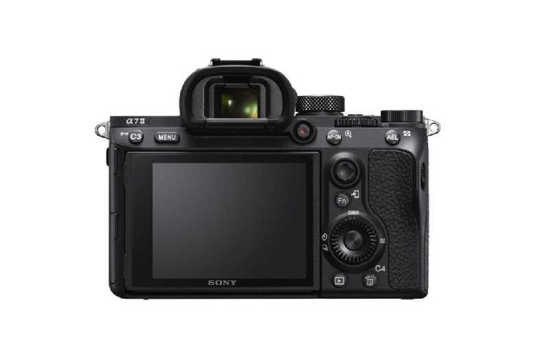 Sony A7 Iii Mirrorless Camera With 28-70Mm Lens And 4K Video