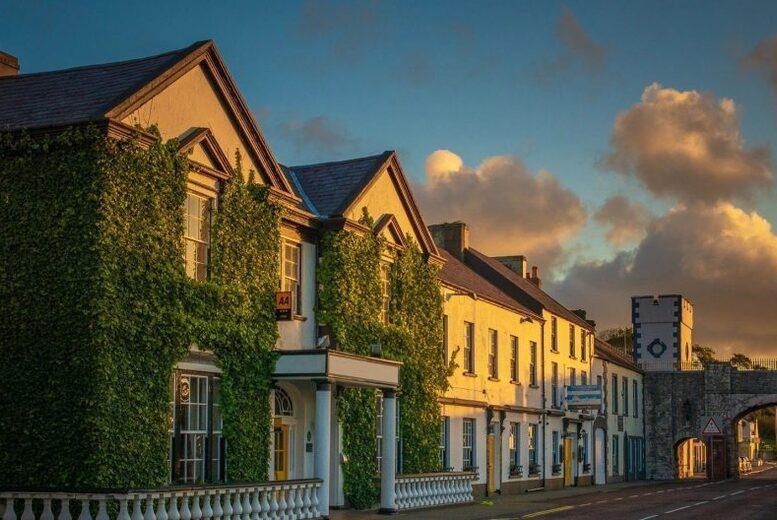 4* Carnlough, Antrim Coast Stay For 2 - Up To 2 Nights With Breakfast, Whiskey Samples & Late Checkout