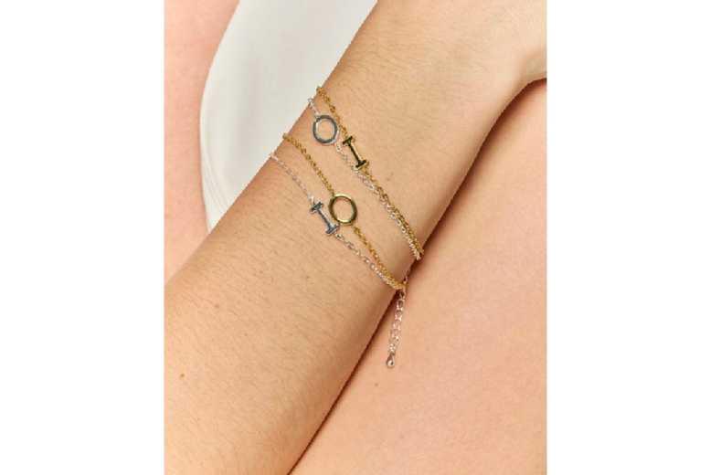 Luxenter Rhodium Finish Personalised Alphabet I Adjustable Bracelet - Metal Alloy, 16+3Cm, Modern Charm Bangle