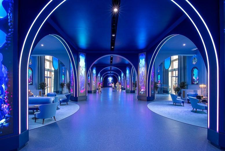 4* Disneyland Paris Stay With Park Tickets & Return Flights