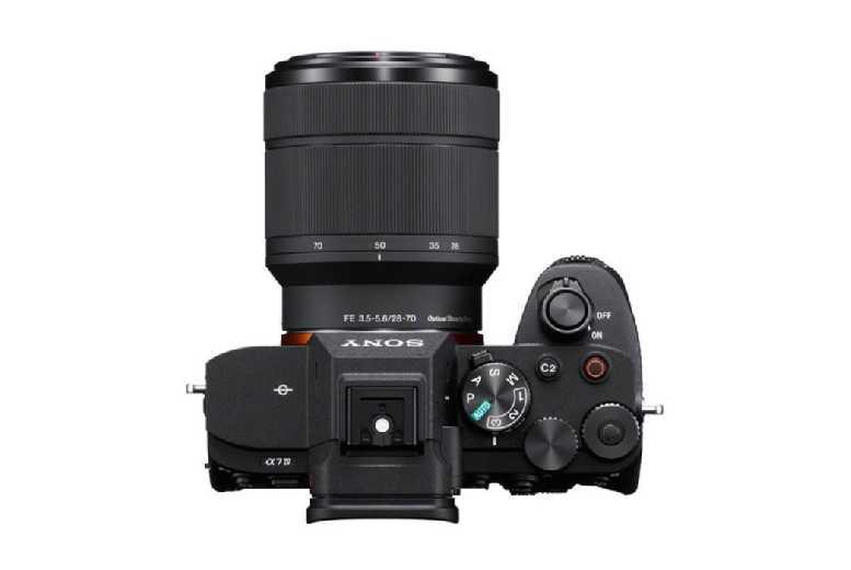 Sony Alpha 7 Iv Mirrorless Camera With Fe 28-70Mm Lens Kit