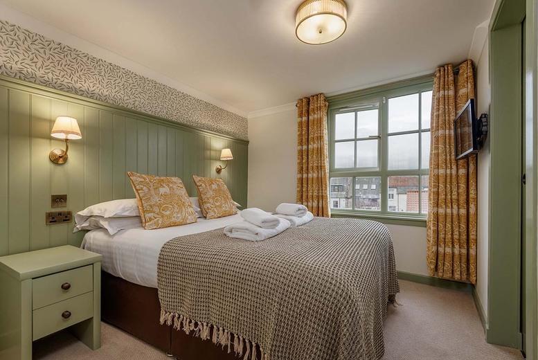 Price Drop! St Andrews, Scotland Hotel Stay For 2 - Up To 3 Nights With Breakfast, Prosecco & Late Checkout