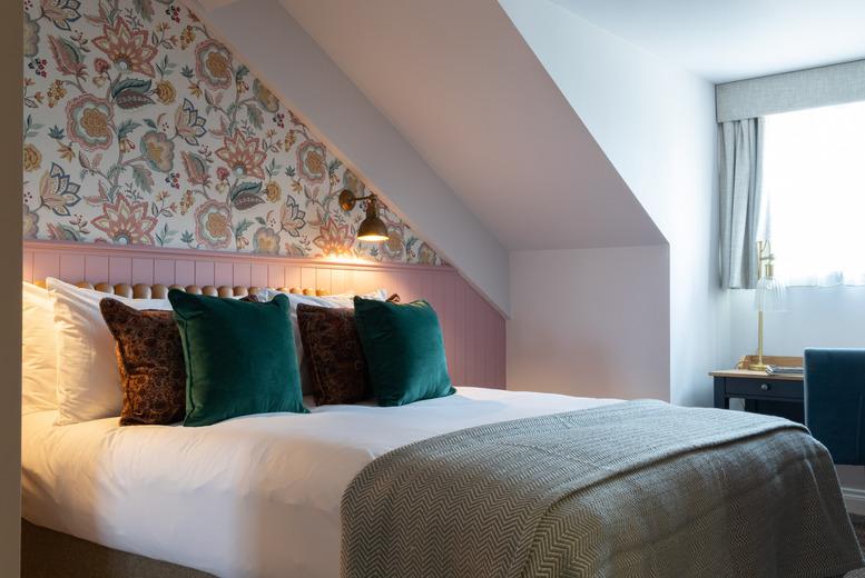 Oxfordshire Stay For Two At Bernwood Park Hotel, Welcome Drink, Late Checkout, Treatment Discount & Dinner Upgrade!