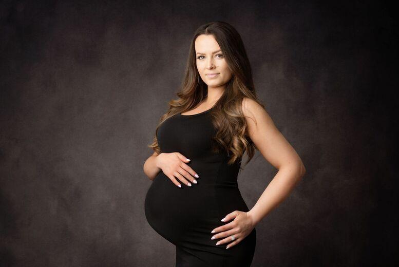 Bump To Baby Photoshoot & Print - Multiple Uk Locations